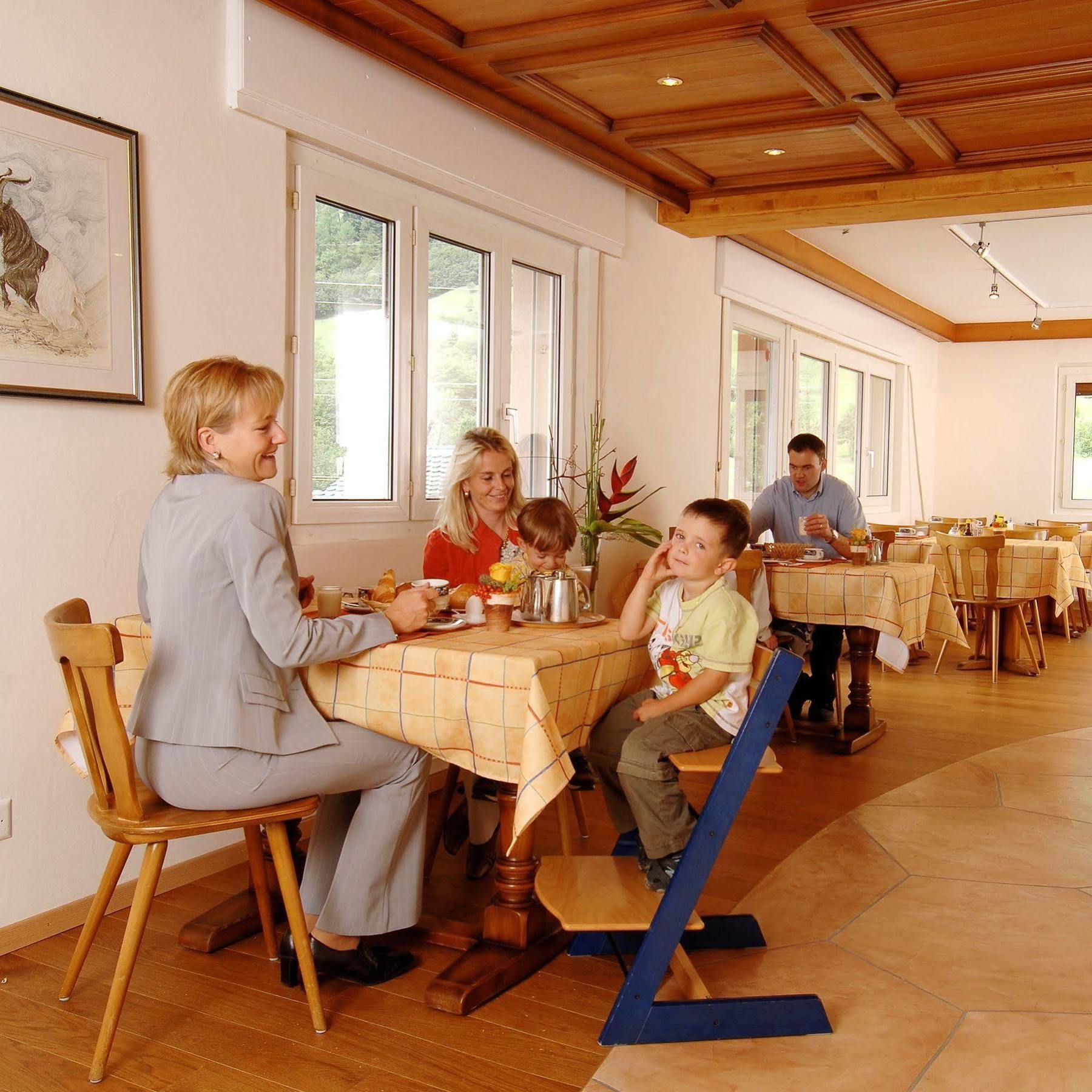 Hotel Viktoria-Leukerbad-Therme Exterior foto